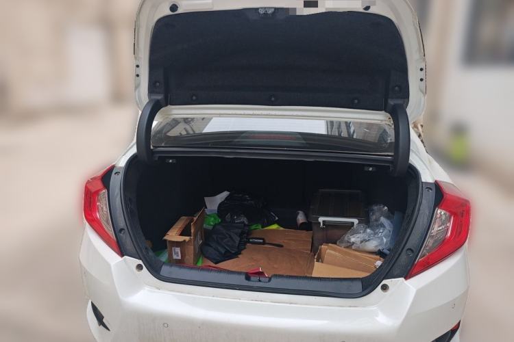 Used Honda Civic 2019 220TURBO CVT Dynamic Edition China VI Trunk
