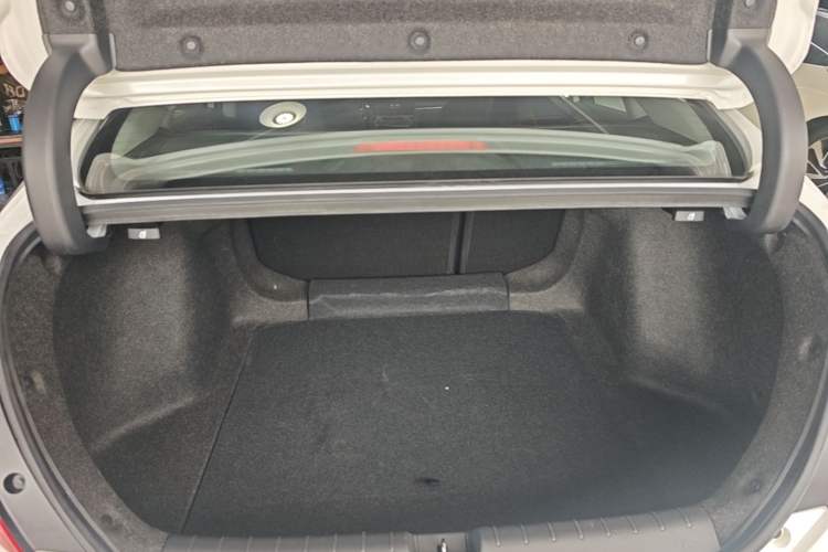 Used Honda Civic 2019 220TURBO CVT Dynamic Edition China VI Trunk