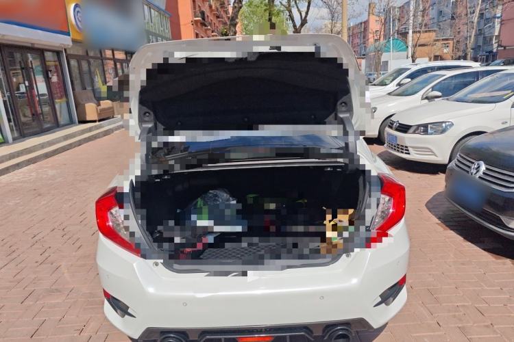 Used Honda Civic 2019 220TURBO CVT Dynamic Edition China VI Trunk