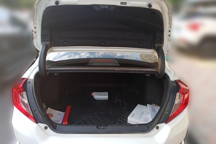 Used Honda Civic 2019 220TURBO CVT Dynamic Edition China VI Trunk