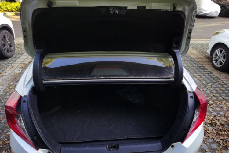 Used Honda Civic 2019 220TURBO CVT Dynamic Edition China V Emission Standard Trunk