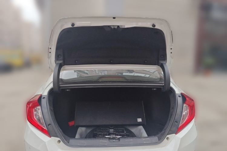 Used Honda Civic 2019 220TURBO Manual Jinkong Edition China VI Trunk