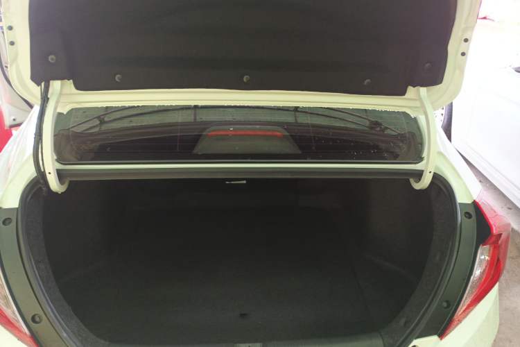 Used Honda Civic 2019 180TURBO CVT Shangyue Edition China VI Emission Standard Trunk