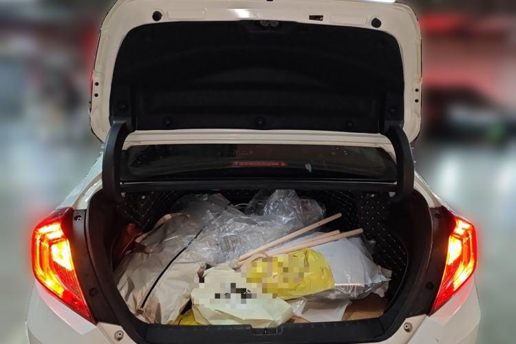 Used Honda Civic 2019 220TURBO CVT Dynamic Edition China VI Trunk