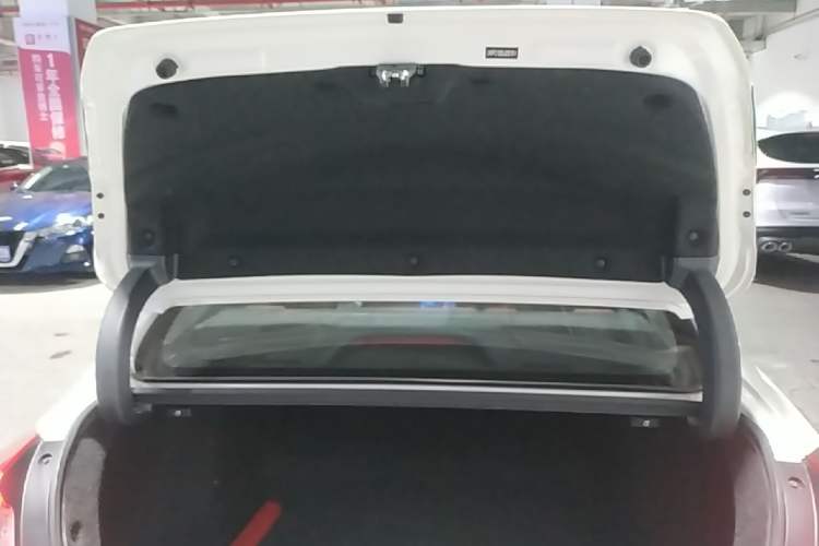 Used Honda Civic 2019 220TURBO Manual Jinkong Edition China VI Trunk