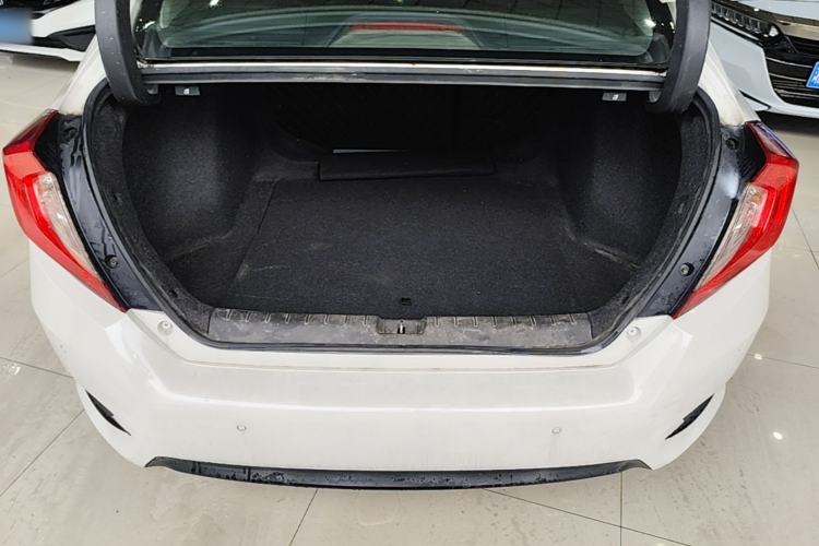 Used Honda Civic 2019 220TURBO CVT Dynamic Edition China V Trunk