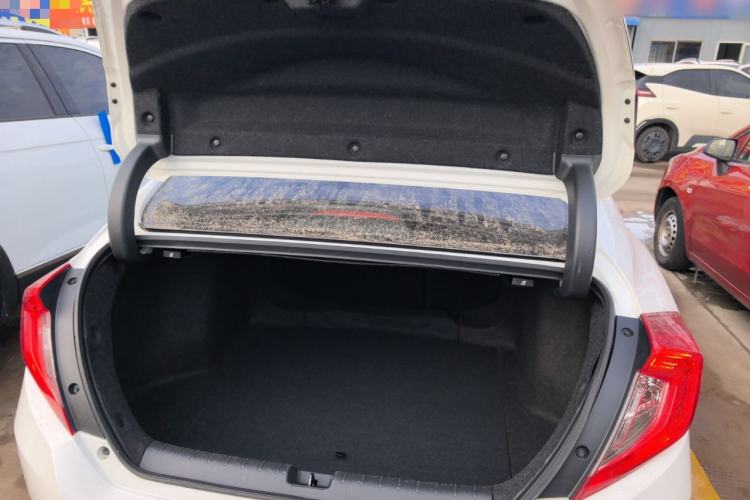 Used Honda Civic 2019 220TURBO CVT Dynamic Edition China VI Trunk