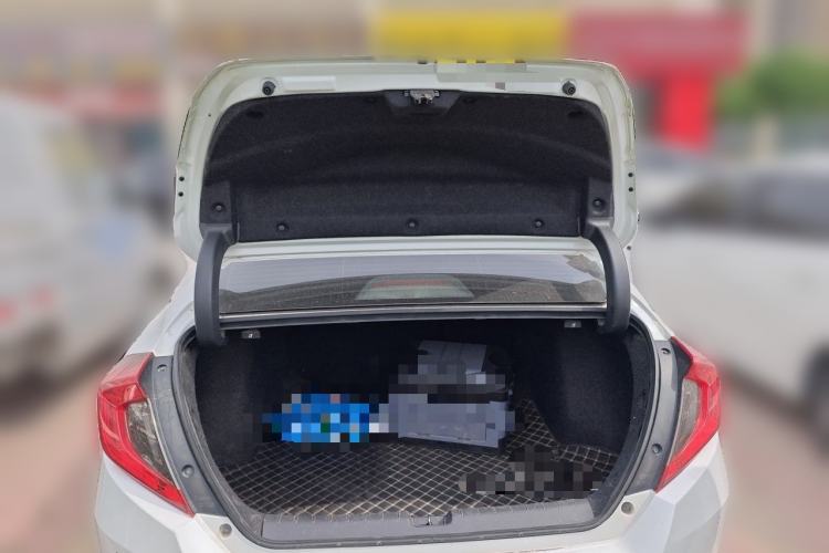 Used Honda Civic 2019 220TURBO CVT Dynamic Edition China VI Trunk