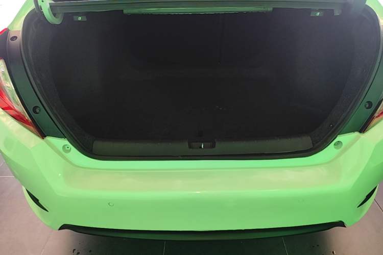 Used Honda Civic 2019 220TURBO CVT Dynamic Edition China VI Trunk