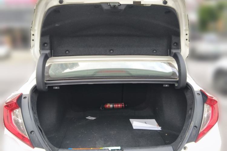 Used Honda Civic 2019 220TURBO CVT Dynamic Edition China VI Trunk