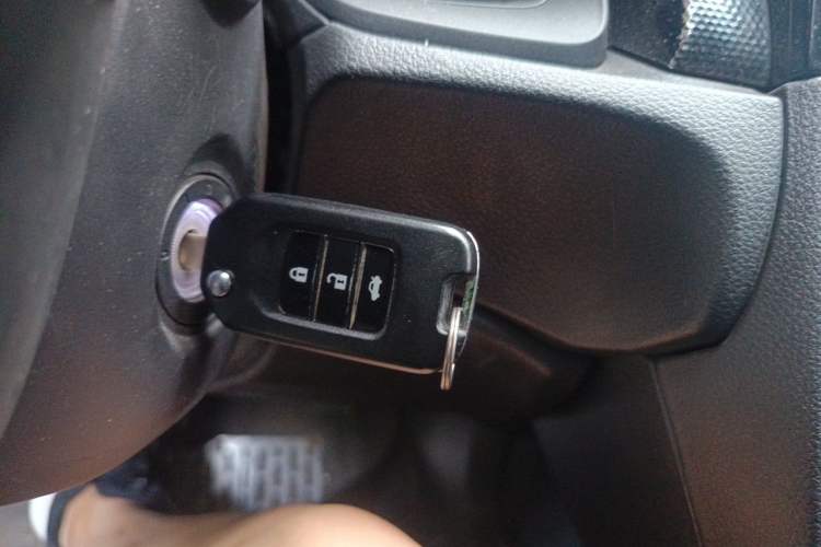 Used Honda Civic 2019 180TURBO CVT Shangyue Edition China V Emission Standard Vehicle Key