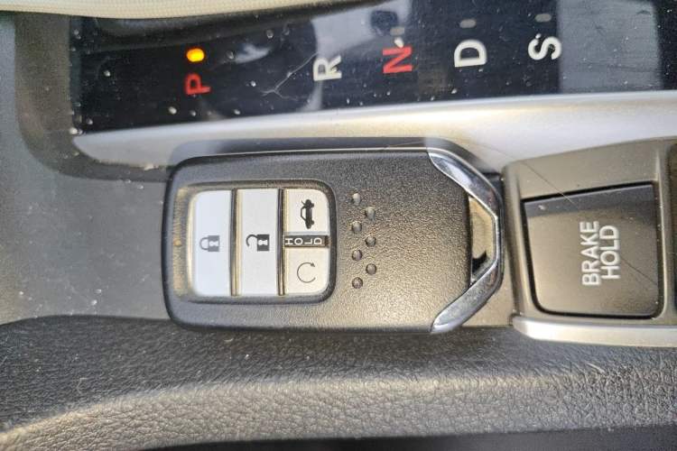 Used Honda Civic 2019 220TURBO CVT Ignition Edition China V Emission Standard Vehicle Key