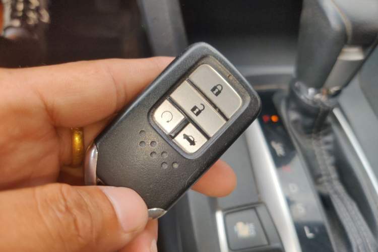 Used Honda Civic 2019 180TURBO CVT Shangdong Edition China V Vehicle Key