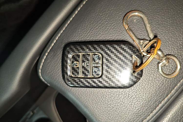 Used Honda Civic 2019 220TURBO CVT Power Edition China VI Emission Standard Vehicle Key