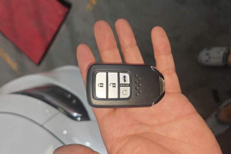 Used Honda Civic 2019 220TURBO CVT Dynamic Edition China VI Emission Standard Vehicle Key
