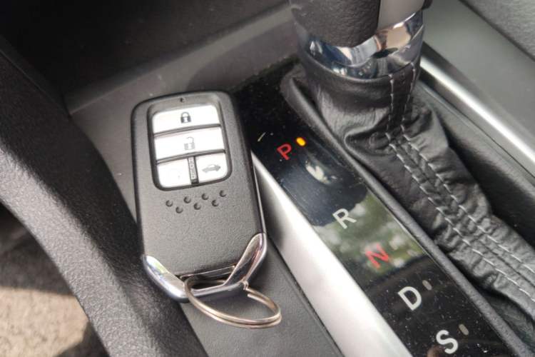 Used Honda Civic 2019 220TURBO CVT Dynamic Edition China V Emission Standard Vehicle Key