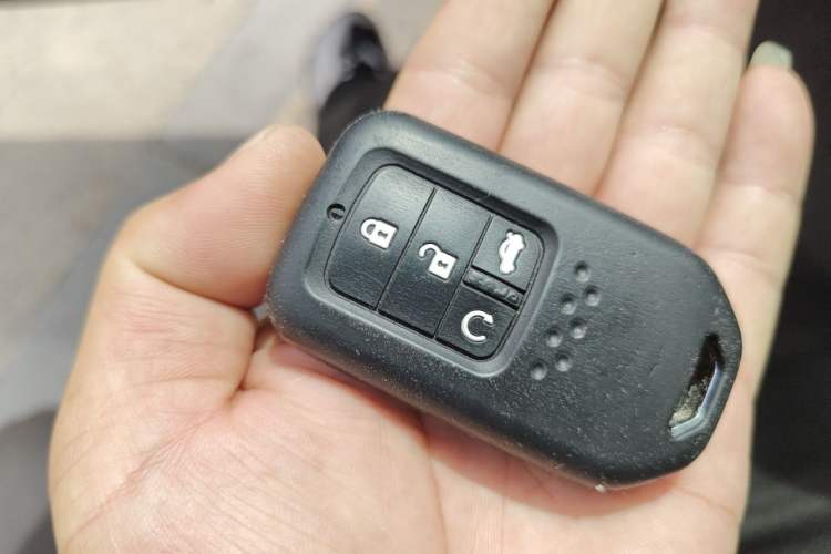 Used Honda Civic 2019 220TURBO CVT Dynamic Edition China VI Emission Standard Vehicle Key