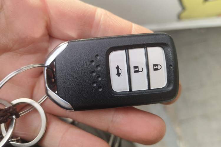 Used Honda Civic 2019 220TURBO Manual Jinkong Edition China V Emission Standard Vehicle Key