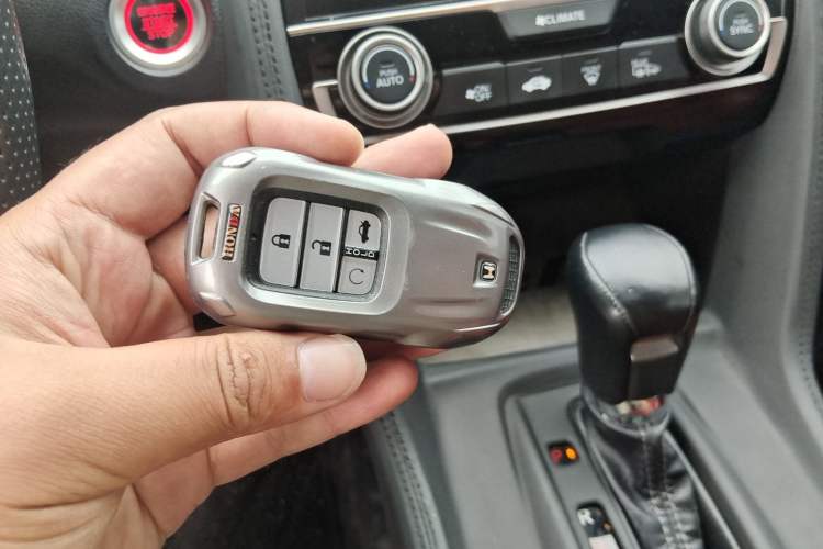 Used Honda Civic 2019 220TURBO CVT Dynamic Edition China VI Vehicle Key