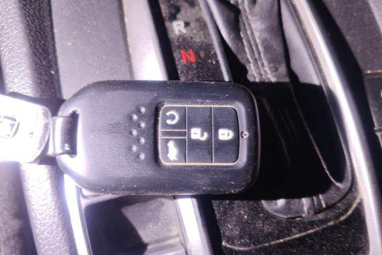 Used Honda Civic 2019 220TURBO CVT Dynamic Edition China VI Emission Standard Vehicle Key