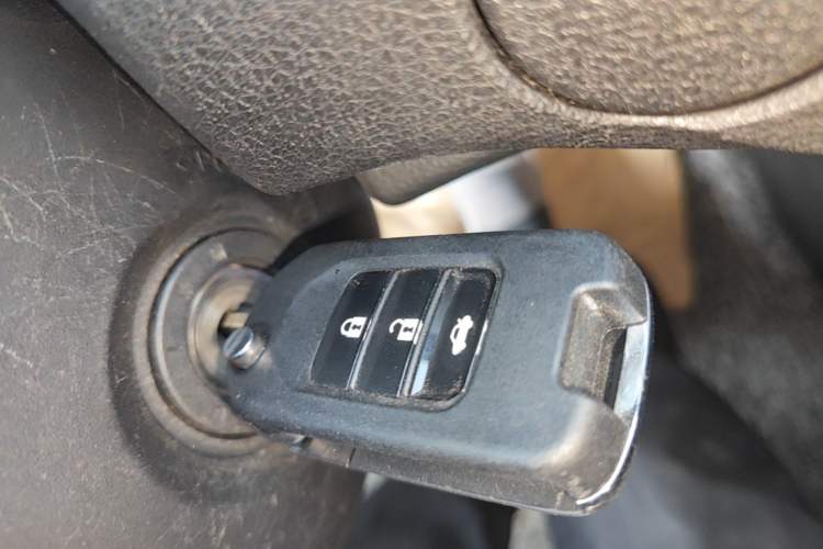 Used Honda Civic 2019 180TURBO CVT Shangyue Edition China V Emission Standard Vehicle Key