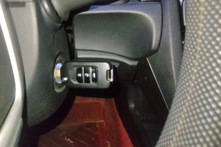 Used Honda Civic 2019 180TURBO CVT Shangyue Edition China V Emission Standard Vehicle Key
