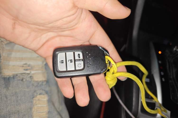 Used Honda Civic 2019 220TURBO CVT Power Edition China VI Emission Standard Vehicle Key