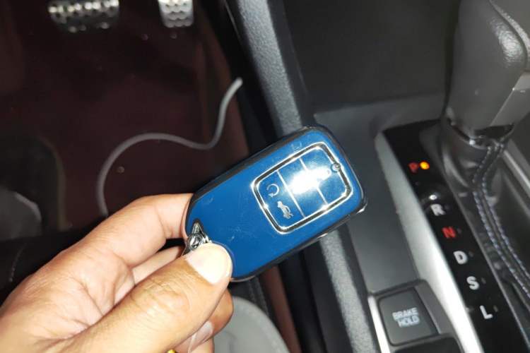 Used Honda Civic 2019 220TURBO CVT Dynamic Edition China VI Emission Standard Vehicle Key