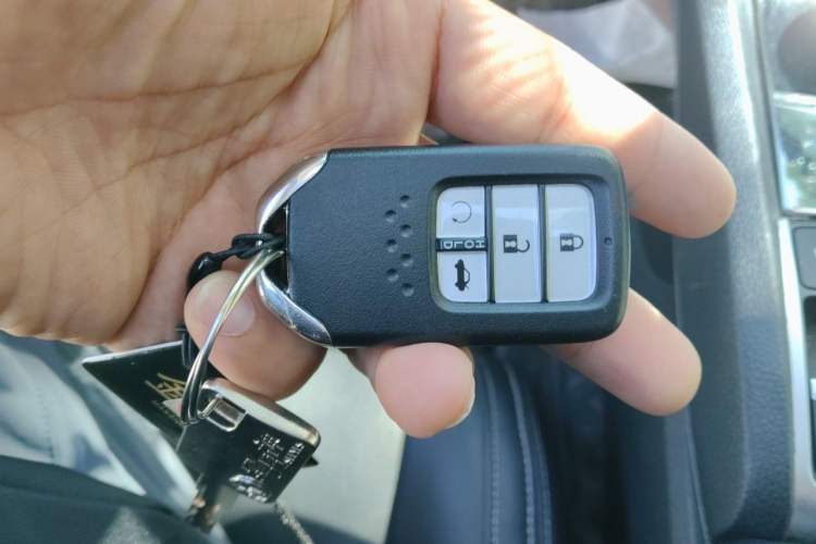 Used Honda Civic 2019 220TURBO CVT Dynamic Edition China VI Emission Standard Vehicle Key