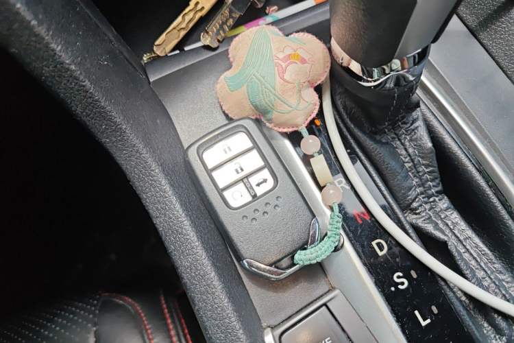 Used Honda Civic 2019 180TURBO CVT Shangdong Edition China V Vehicle Key
