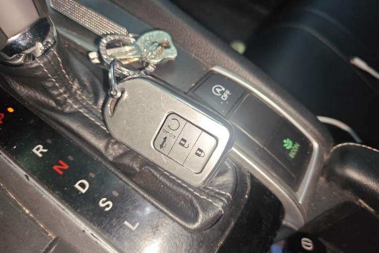 Used Honda Civic 2019 220TURBO CVT Dynamic Edition China VI Emission Standard Vehicle Key