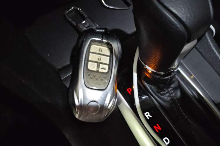 Used Honda Civic 2019 220TURBO CVT Dynamic Edition China VI Emission Standard Vehicle Key