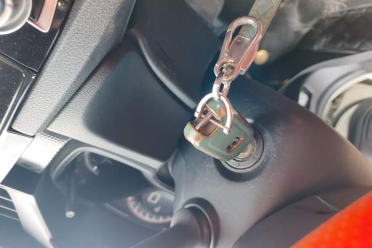 Used Honda Civic 2019 180TURBO CVT Shangyue Edition China V Emission Standard Vehicle Key