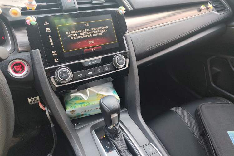 Used Honda Civic 2019 220TURBO CVT Dynamic Edition China VI Emission Standard Audio And AC Panel