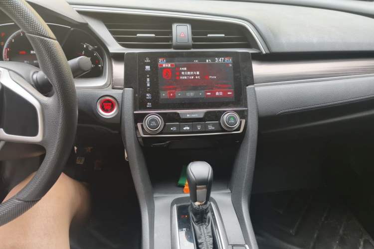 Used Honda Civic 2019 220TURBO CVT Dynamic Edition China VI Emission Standard Audio And AC Panel