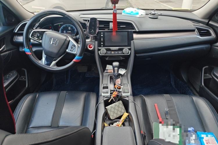 Used Honda Civic 2019 220TURBO CVT Power Edition China VI Emission Standard Center Console
