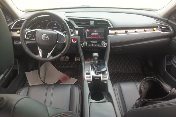 Used Honda Civic 2019 220TURBO CVT Dynamic Edition China VI Emission Standard Center Console