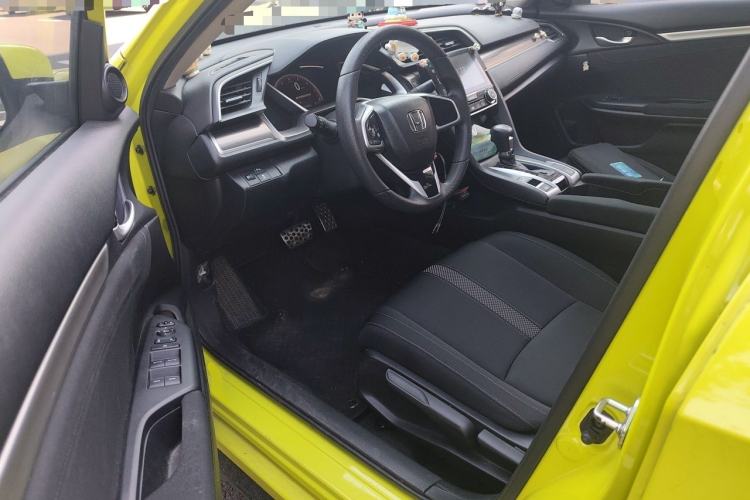 Used Honda Civic 2019 220TURBO CVT Dynamic Edition China VI Emission Standard Driver Seat