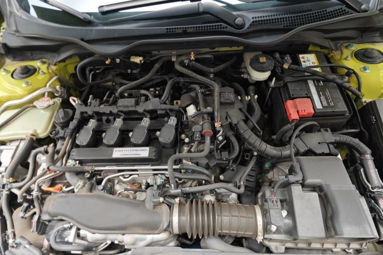 Used Honda Civic 2019 220TURBO CVT Dynamic Edition China VI Emission Standard Engine Bay