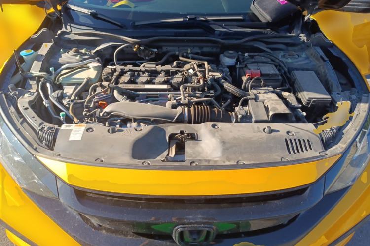 Used Honda Civic 2019 220TURBO CVT Ignition Edition China VI Emission Standard Engine Bay