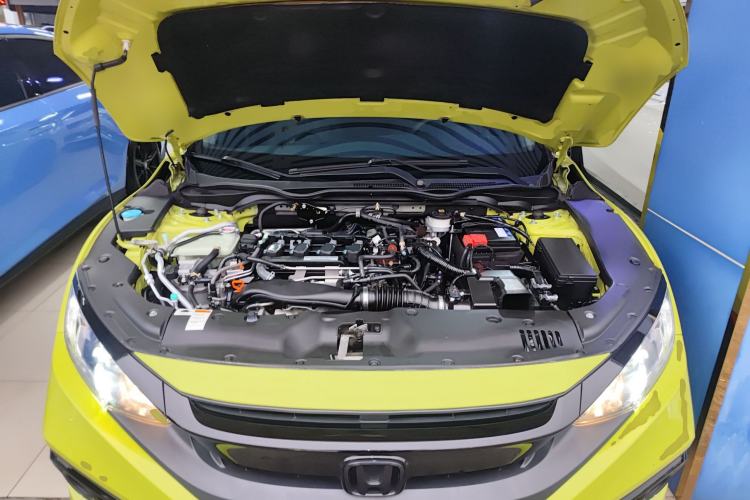 Used Honda Civic 2019 220TURBO CVT Dynamic Edition China VI Engine Bay