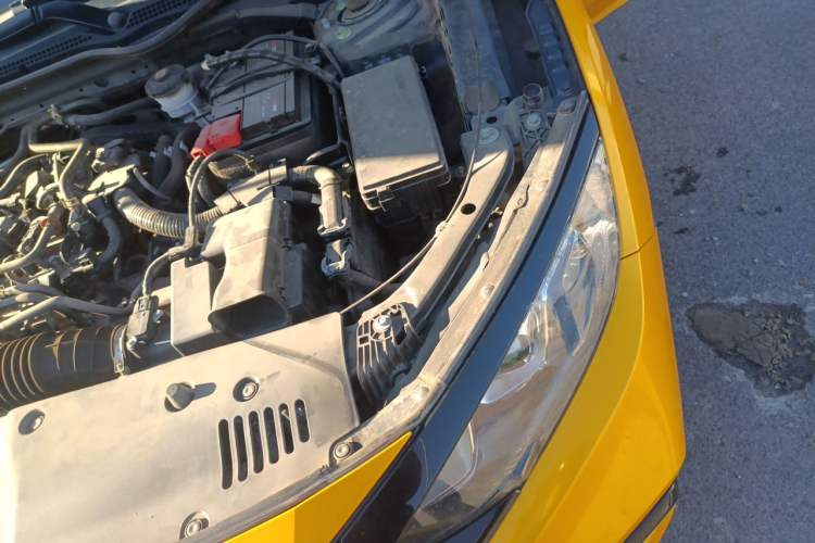 Used Honda Civic 2019 220TURBO CVT Ignition Edition China VI Emission Standard Engine Bay Left