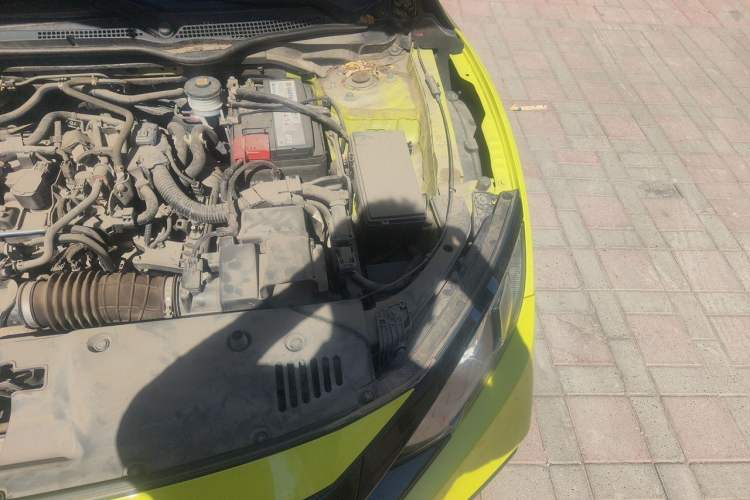 Used Honda Civic 2019 220TURBO CVT Dynamic Edition China V Emission Standard Engine Bay Left