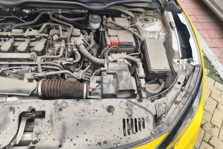 Used Honda Civic 2019 220TURBO CVT Dynamic Edition China VI Emission Standard Engine Bay Left