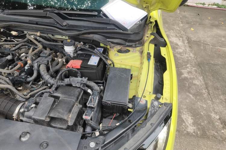 Used Honda Civic 2019 220TURBO CVT Dynamic Edition China VI Engine Bay Left