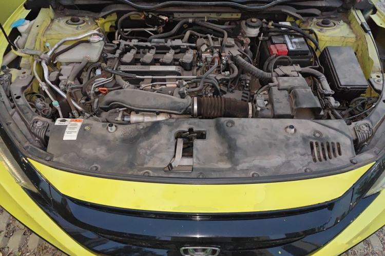 Used Honda Civic 2019 220TURBO CVT Dynamic Edition China V Emission Standard Engine Bay