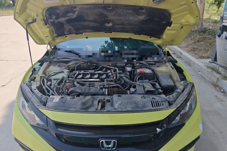 Used Honda Civic 2019 220TURBO CVT Dynamic Edition China VI Emission Standard Engine Bay