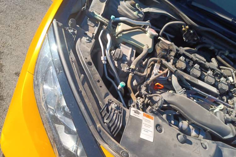 Used Honda Civic 2019 220TURBO CVT Ignition Edition China VI Emission Standard Engine Bay Right