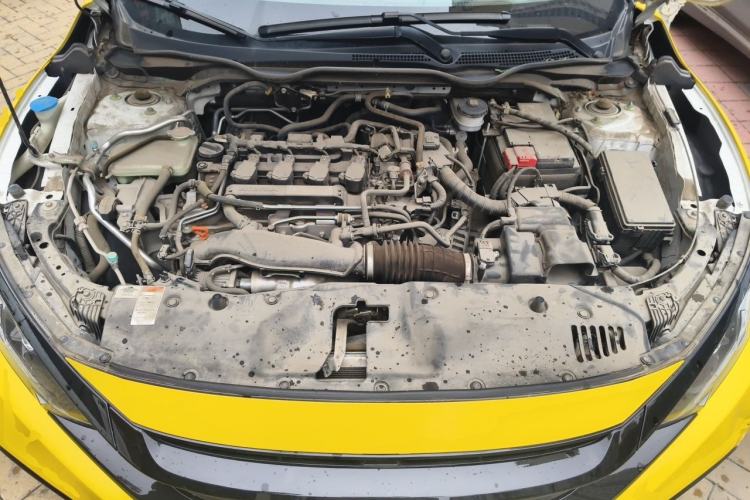 Used Honda Civic 2019 220TURBO CVT Dynamic Edition China VI Emission Standard Engine Bay