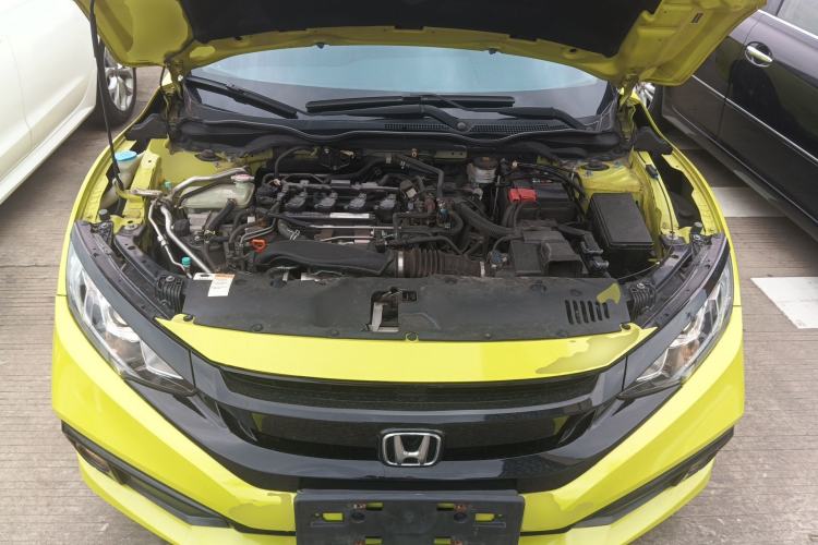 Used Honda Civic 2019 220TURBO CVT Dynamic Edition China VI Emission Standard Engine Bay